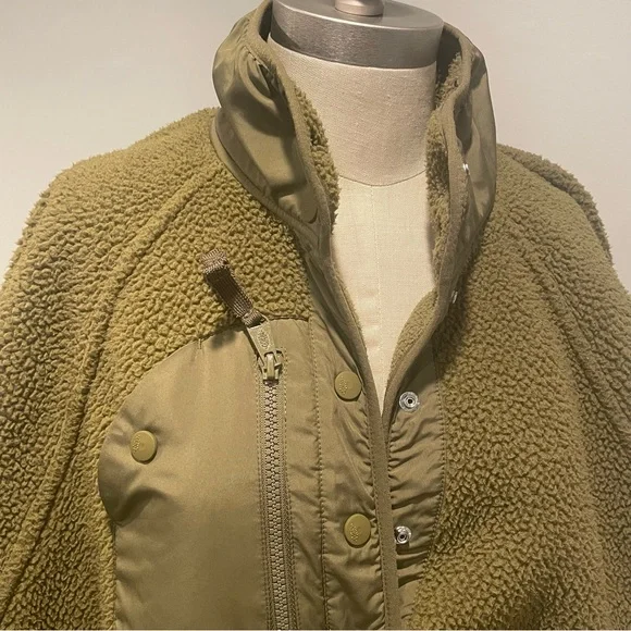Free People movement hit the slopes olive green sherpa jacket size L - Picture 2 of 7